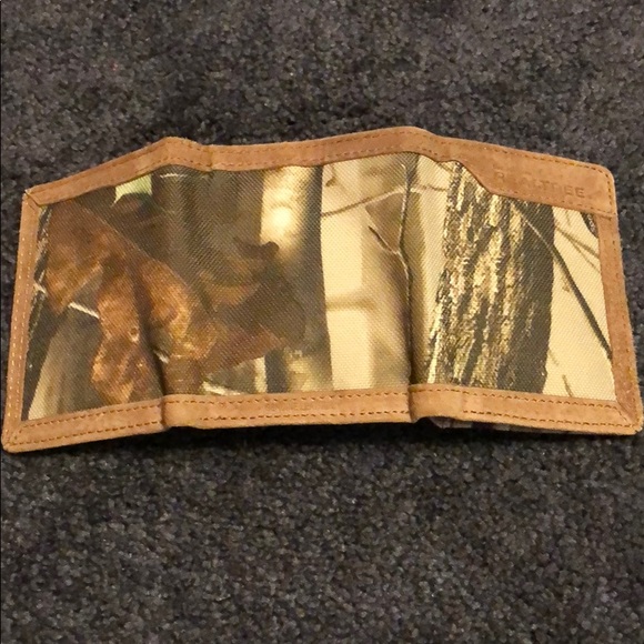 RealTree Wallet - Picture 3 of 4